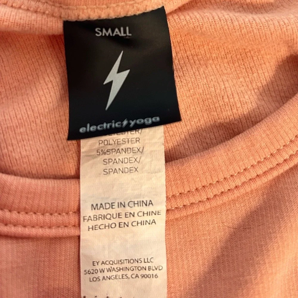 Electric Yoga Peach Crop Top Rainbow Striped Long Sleeve Womens Small